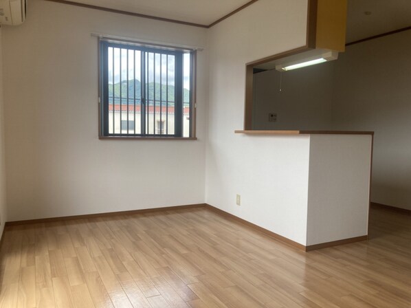 ソレイユ(神岡町)の物件内観写真